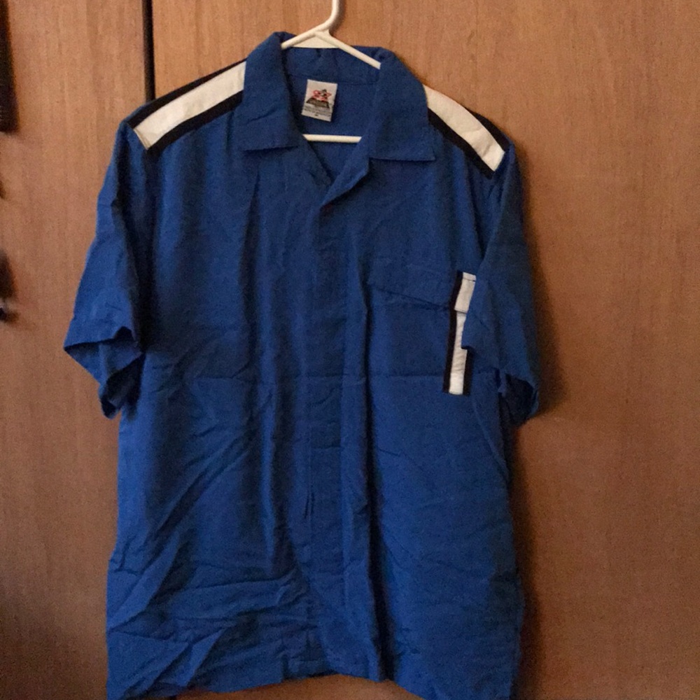 Bowling shirt